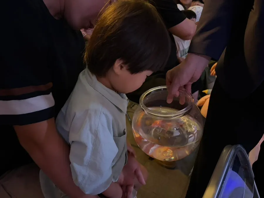 참여형 마술쇼 진행 장면
