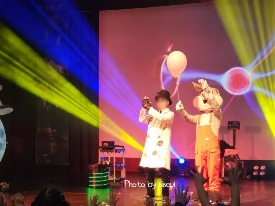 Magic moment that sent the audience into cheers