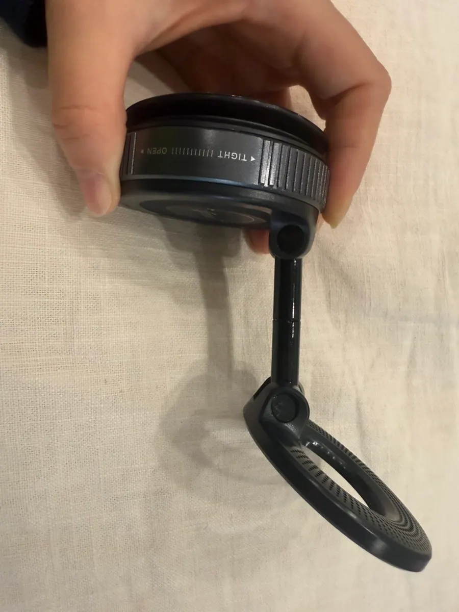 Mount that switches between portrait and landscape