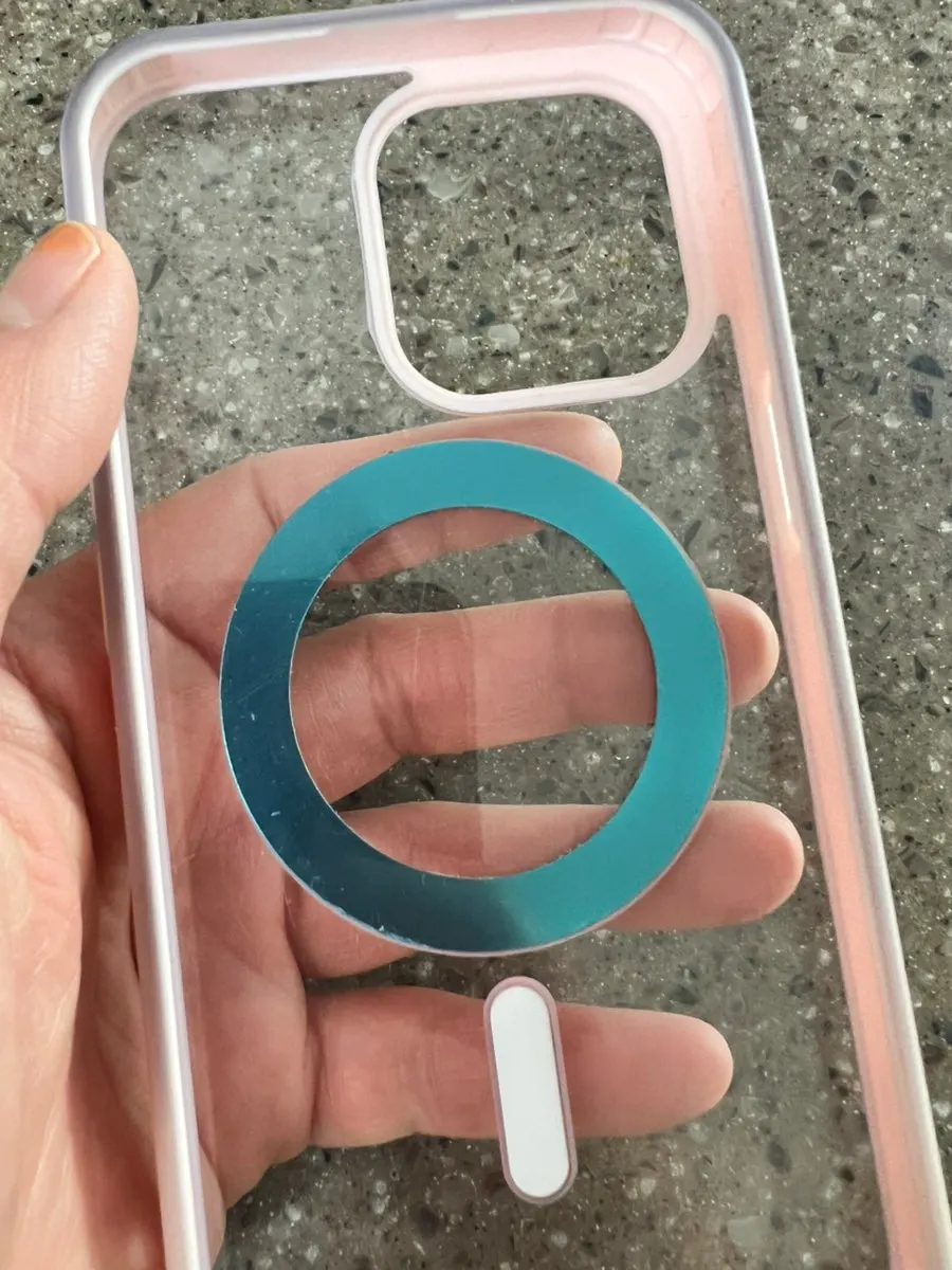 How to use the MagSafe ring