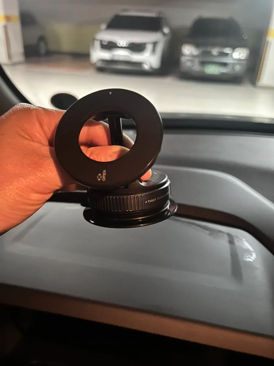 Preparing to attach the mount