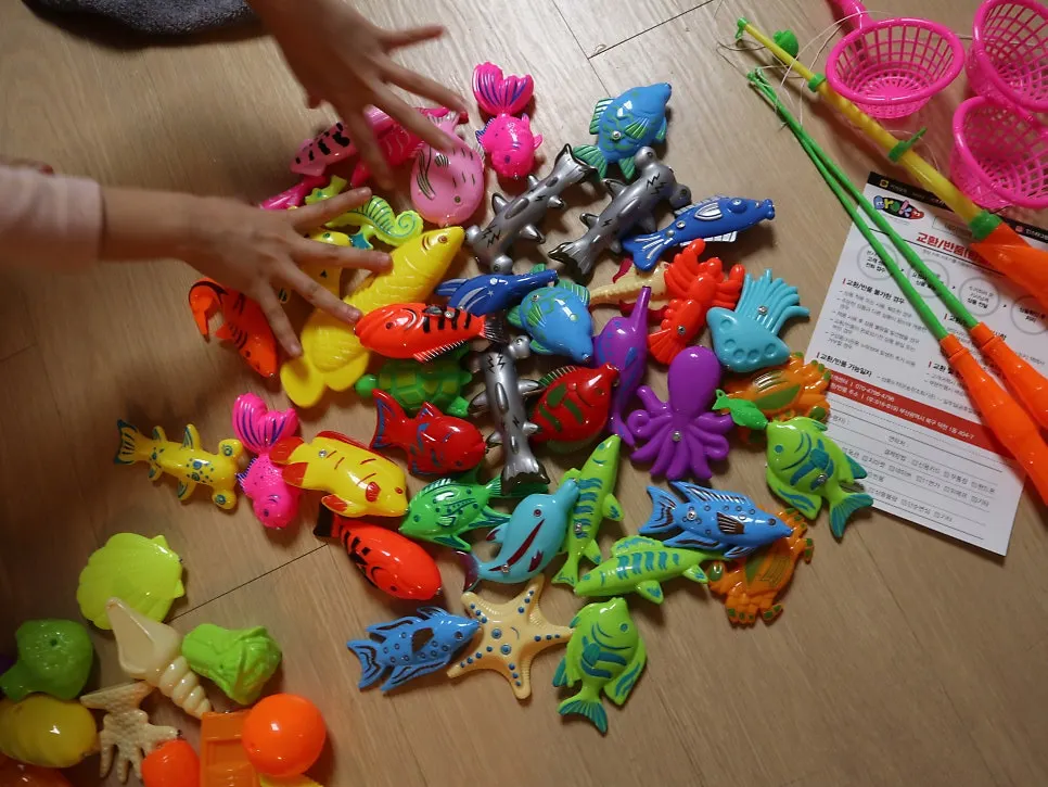 Air mat fishing game pieces