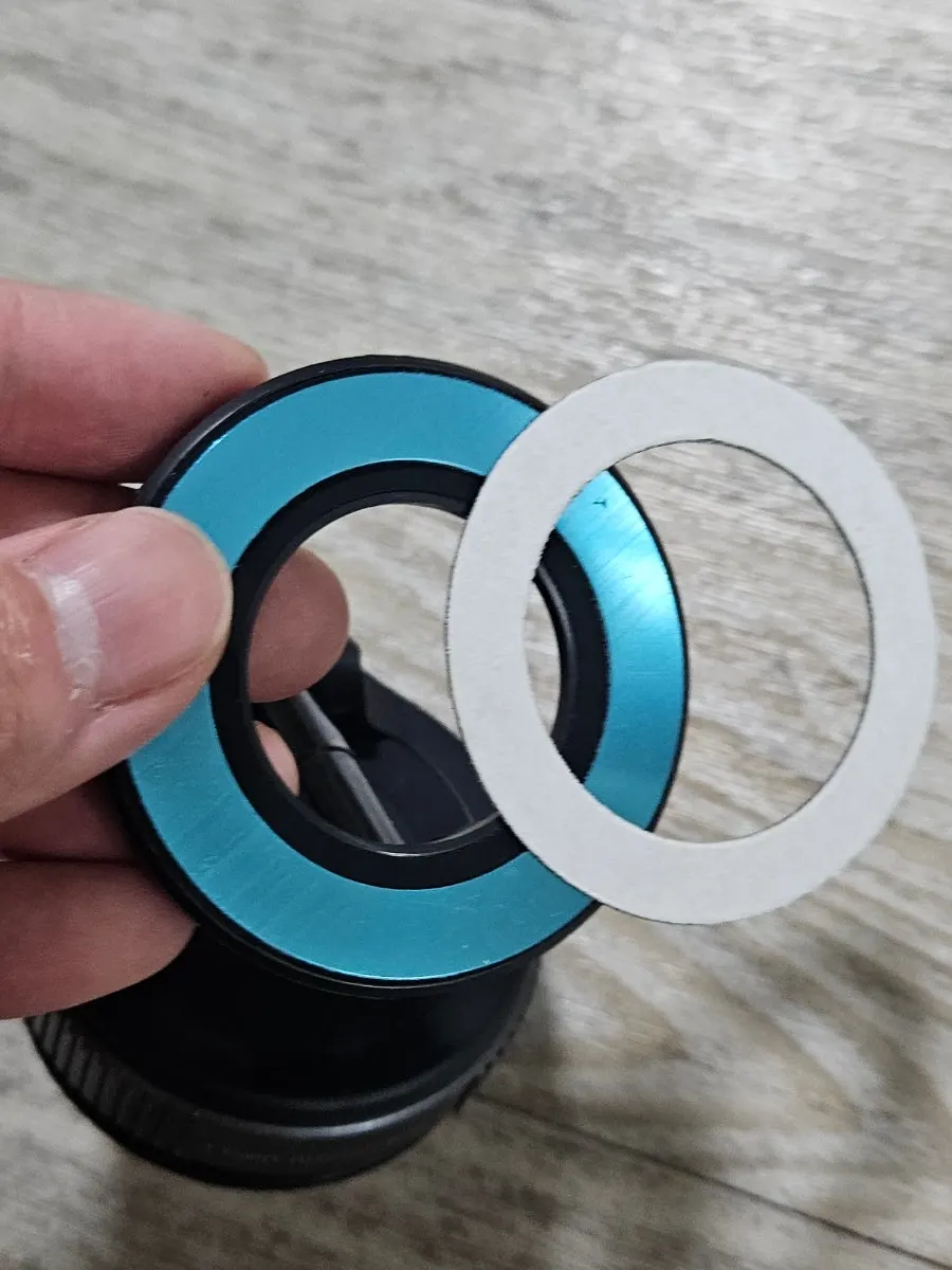 Rotating mount adjusted to the driver’s view