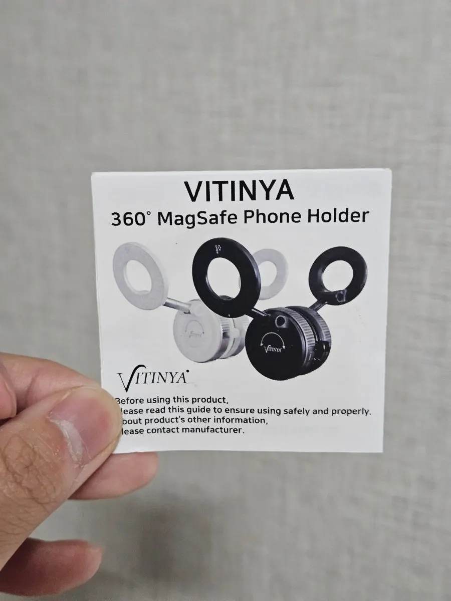 Car phone mount comparison setup