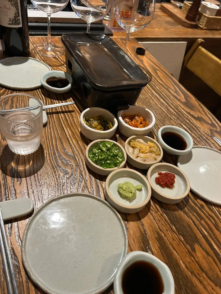 Table before ordering the beef and lamb set