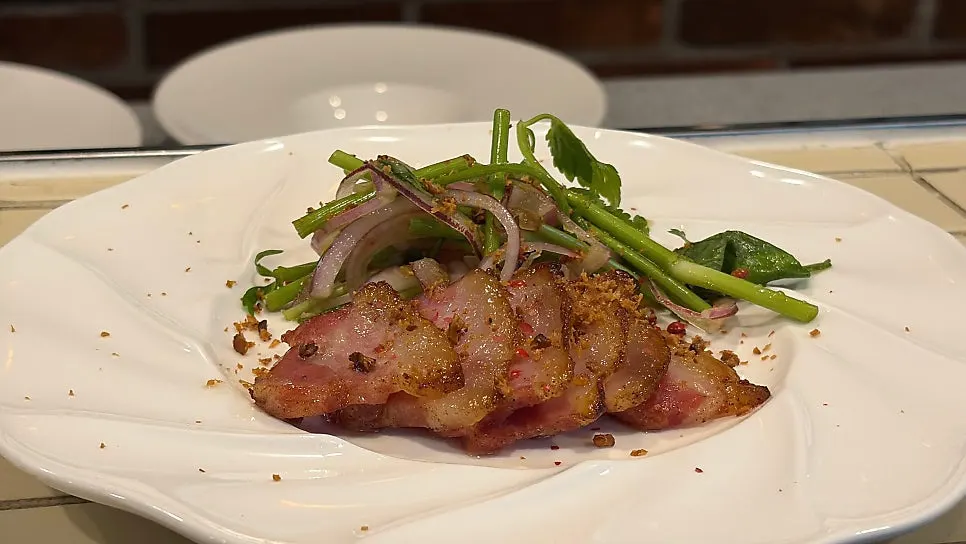 Cross-section of the grilled tomato with bursting juice