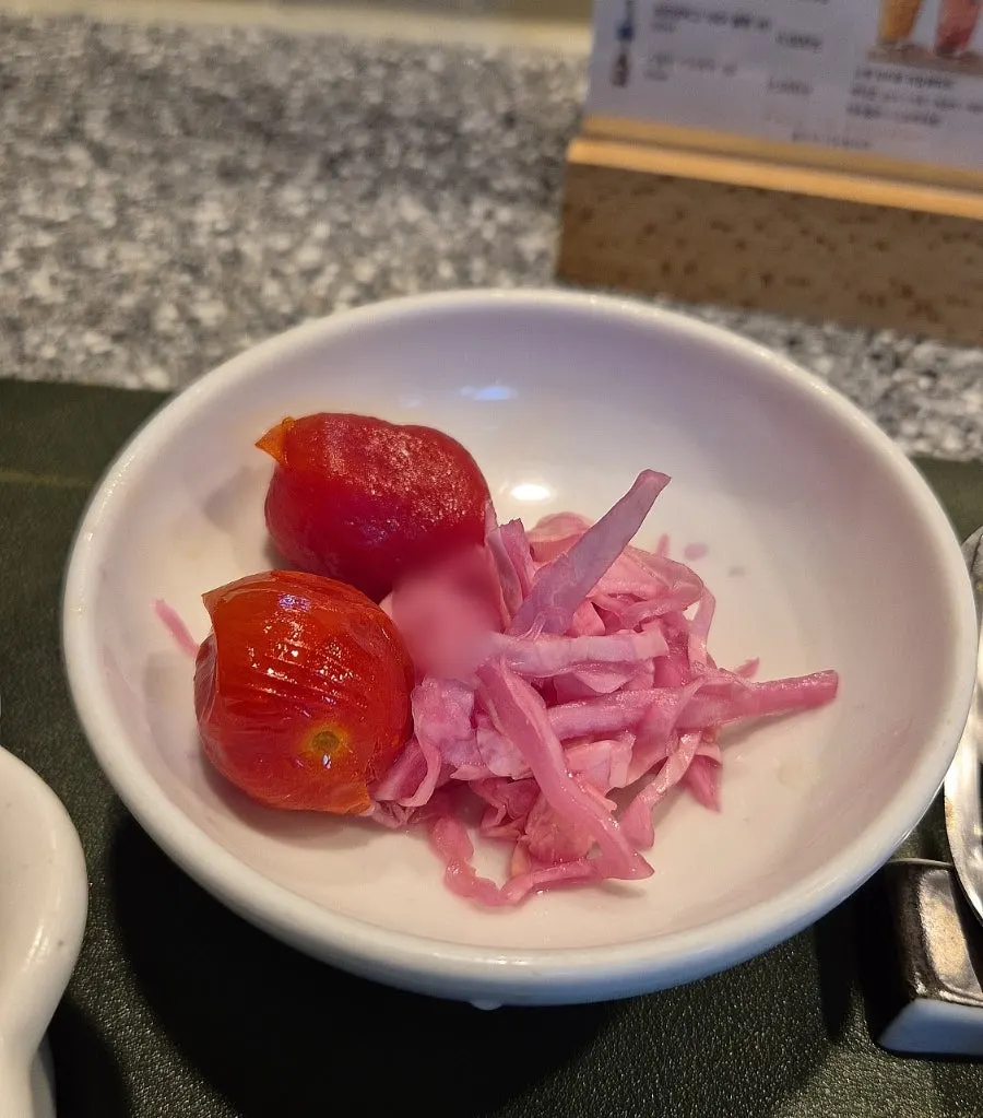 트러플 향이 나는 안심 구이 접시