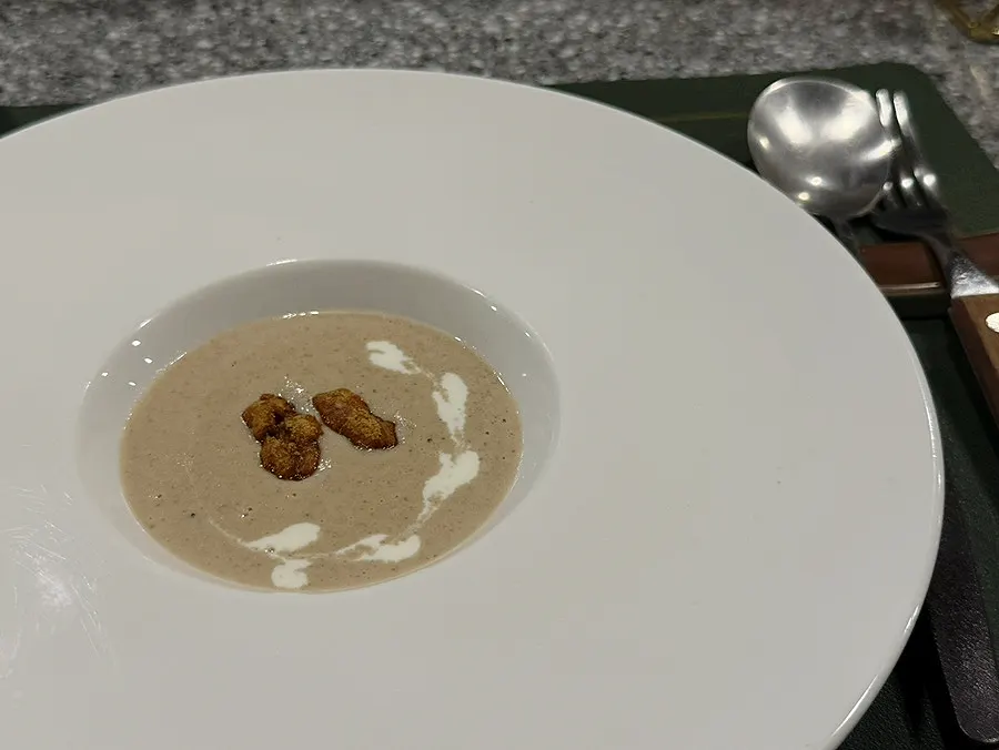 Chestnut and mushroom cream soup at Don Tamguso