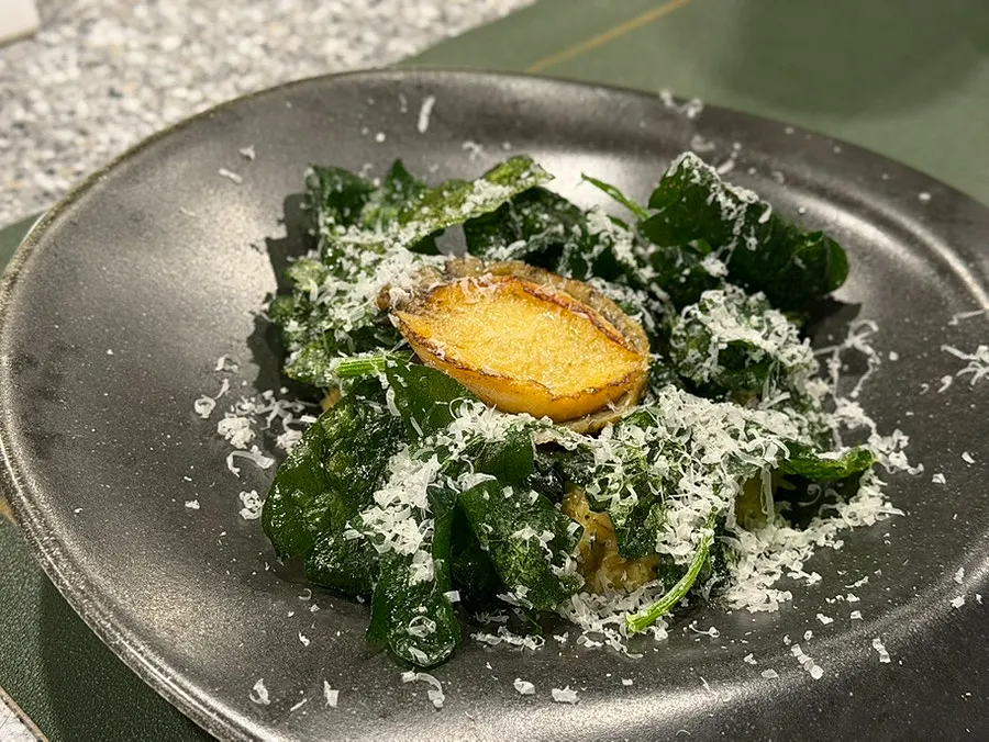 Risotto topped with fried bangpungnamul herb