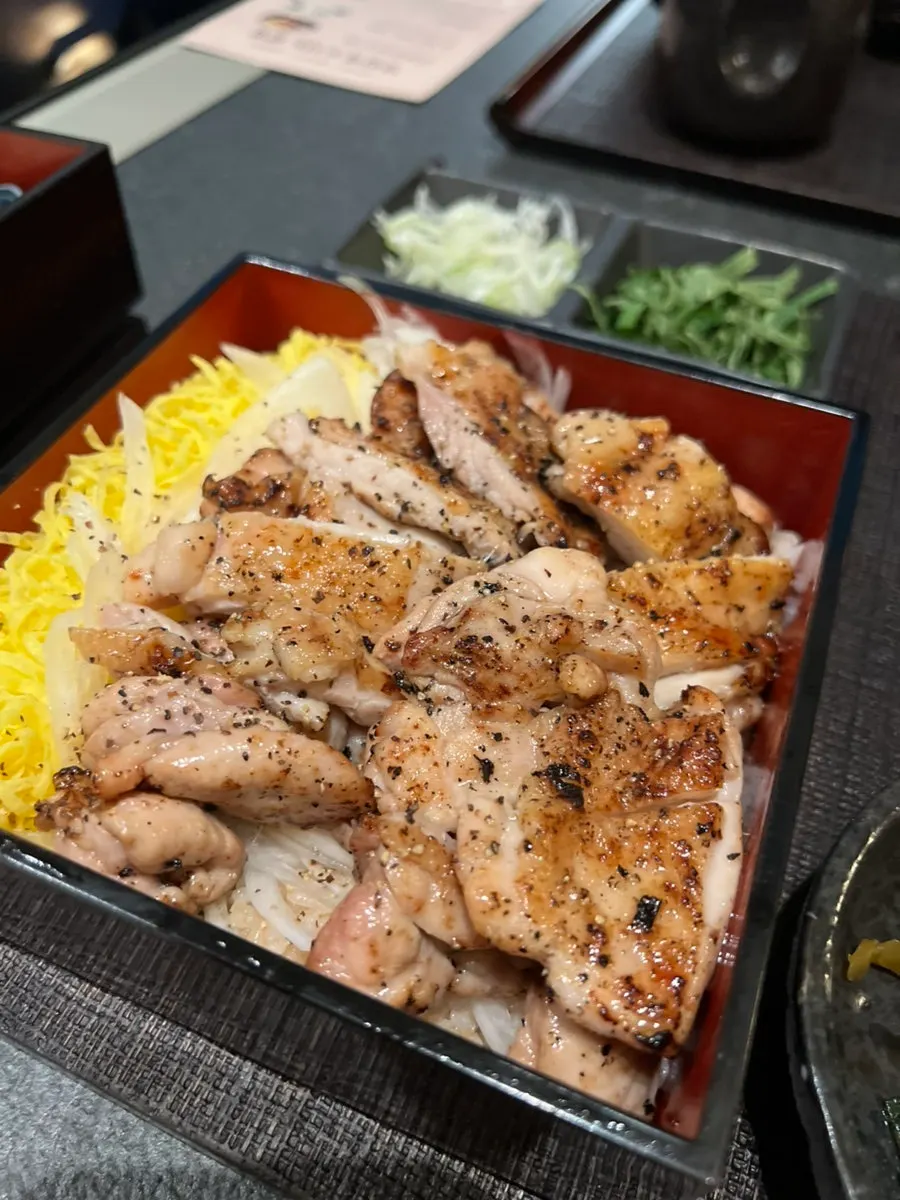 우나 마곡 숯불 닭구이덮밥 토리마부시