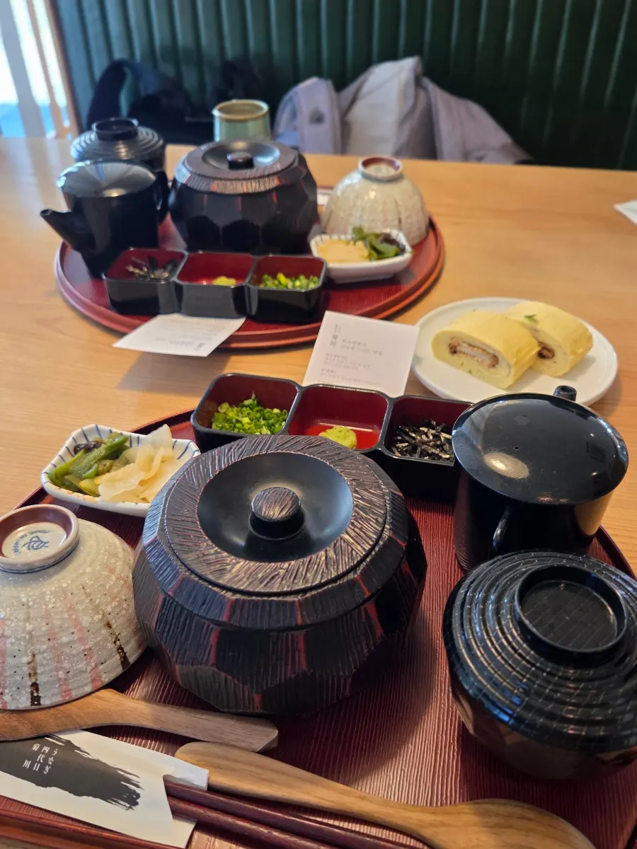 히츠마부시와 명란 히츠마부시 상차림