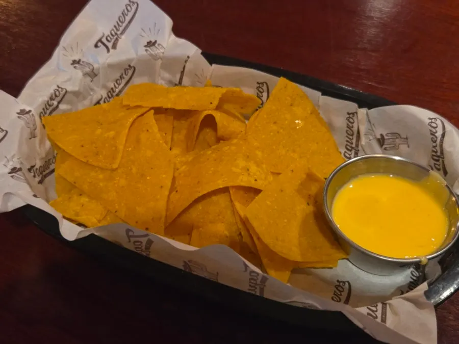 Nacho chips and cheese dipping sauce