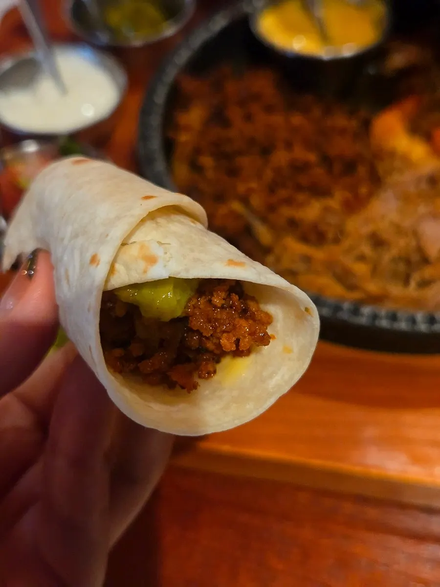 Taqueros Magok fajitas with refillable tortillas
