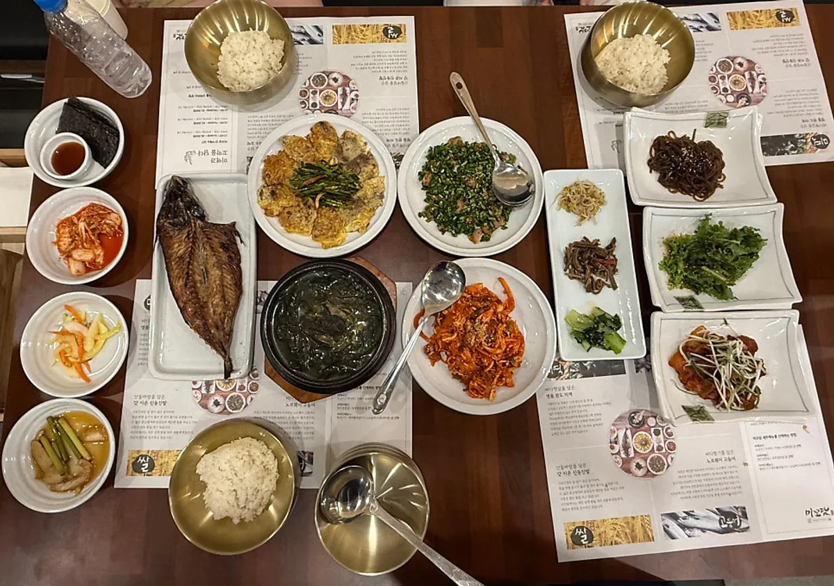 Korean dining area at Mikodam Magok-Balsan Branch
