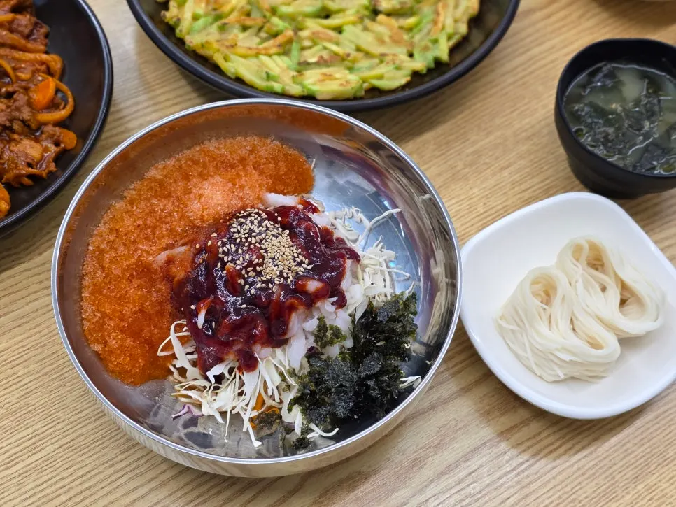 살얼음 가득한 가자미 물회