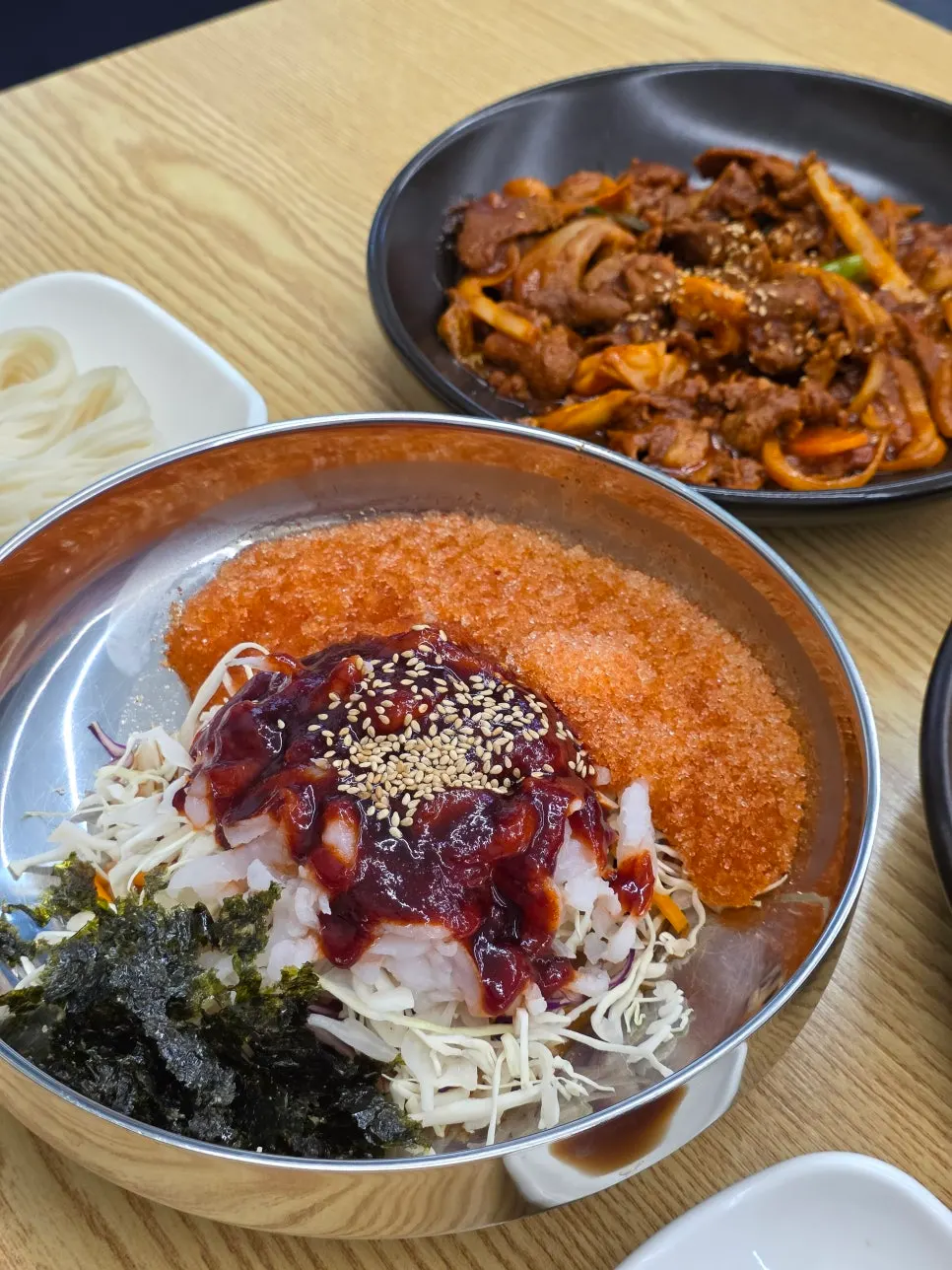 새콤달콤한 가자미 물회 세로 사진