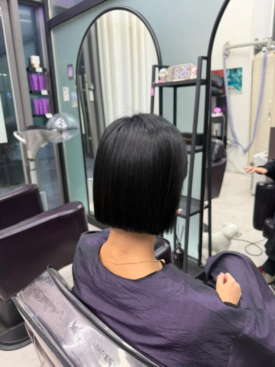 Finished bob dye after shampoo and blow-dry