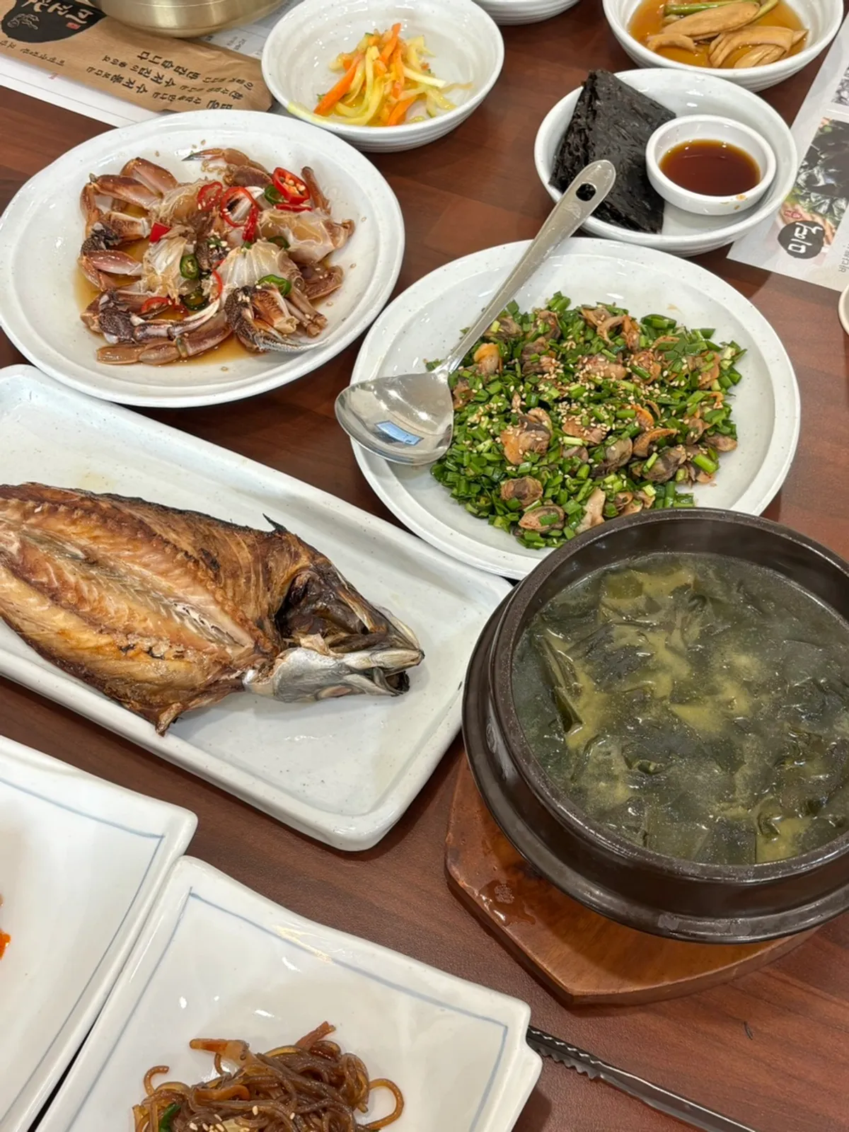 Full-table two-person set at Mikodam Magok-Balsan Branch