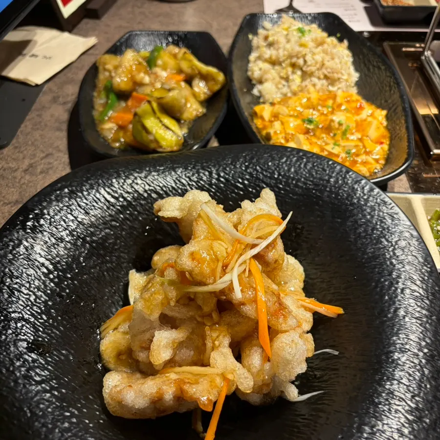 꿔바로우 상차림
