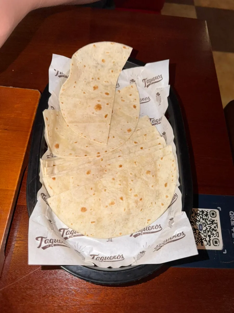 Exterior of Taqueros on the 2nd floor of Magok GMG Tower