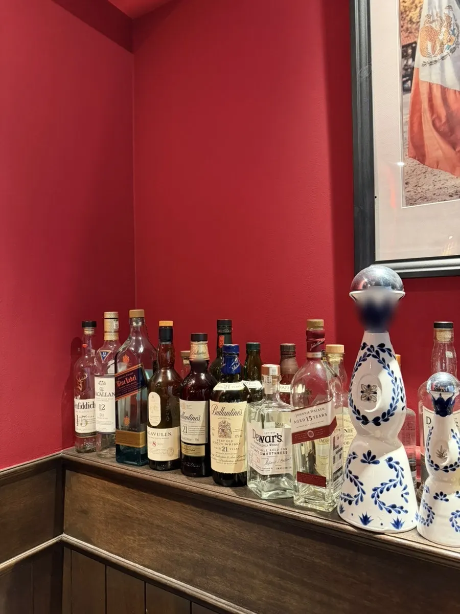 Red-toned interior of Taqueros