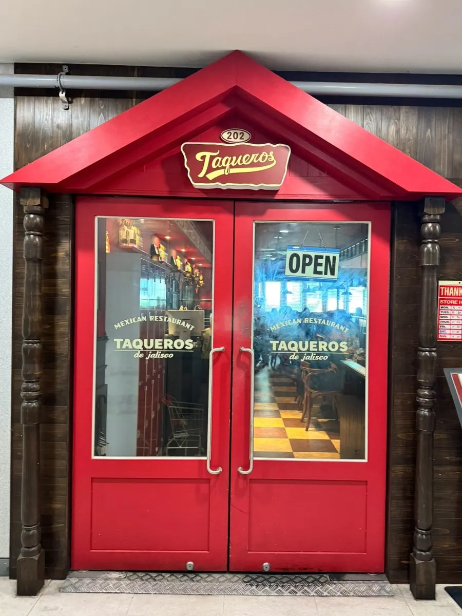 Photo of Taqueros' exterior and interior atmosphere