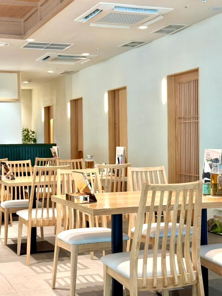 Interior of Kikukawa decorated in wood tones