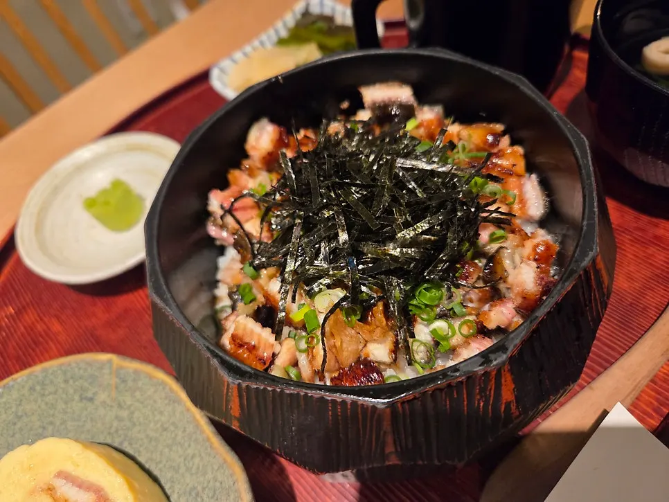 Kizami hitsumabushi ordered with the weekday lunch special