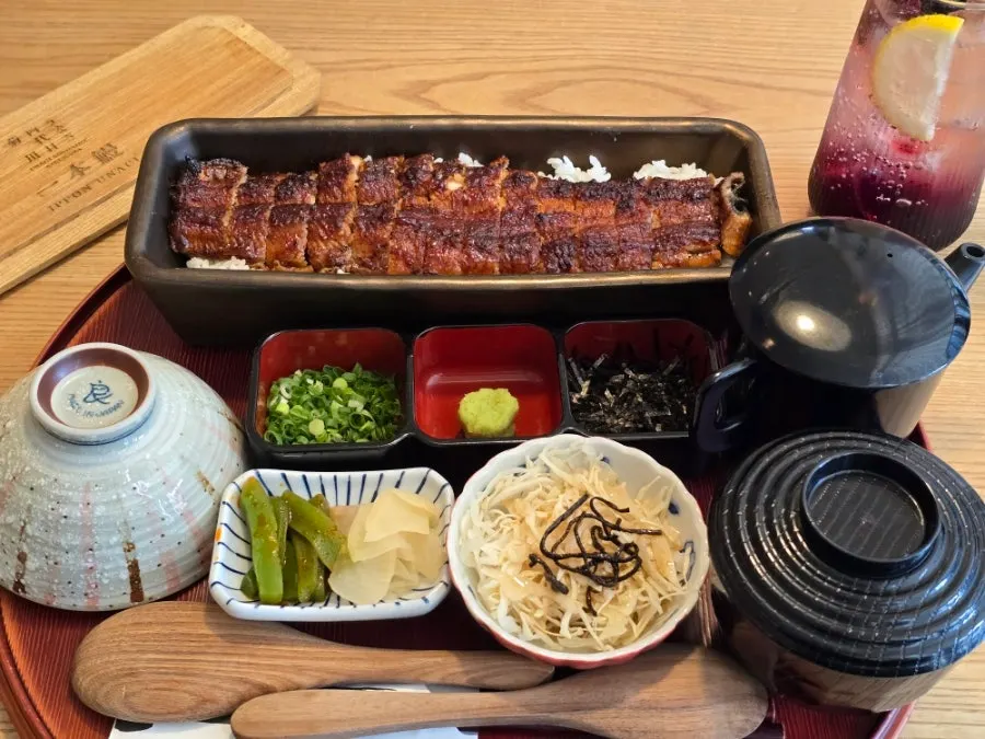 마곡 원그로브 키쿠카와 일품 히츠마부시 한상 차림