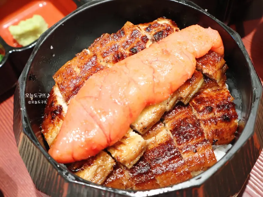 Another angle of the whole mentaiko and eel