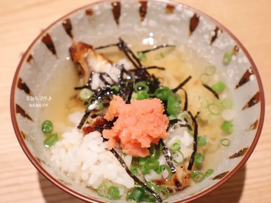 Finished eel ochazuke with broth poured over