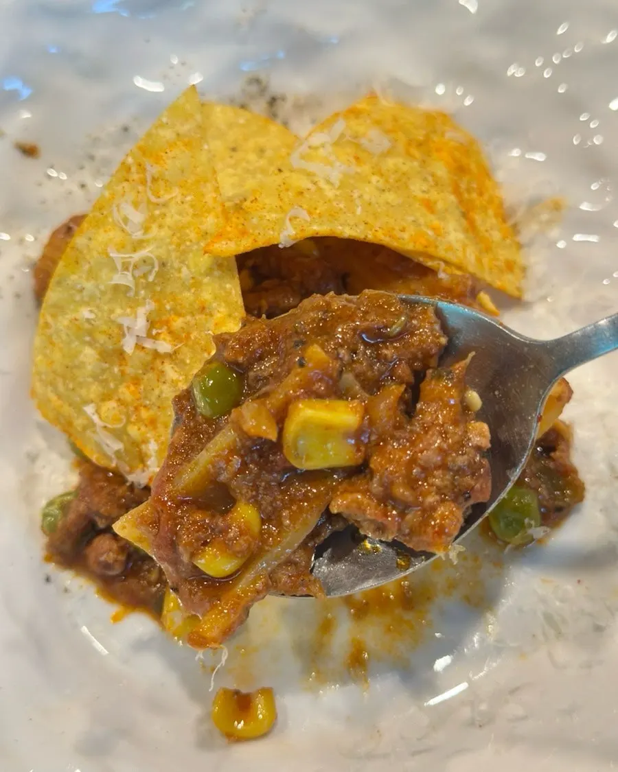 리가토니와 바삭한 나초 한입