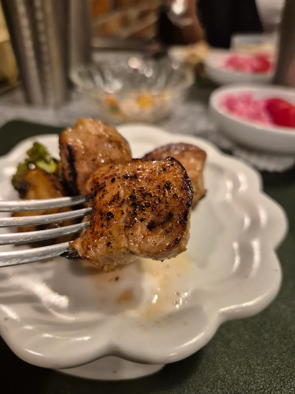 Close-up of the tenderloin finished with truffle oil