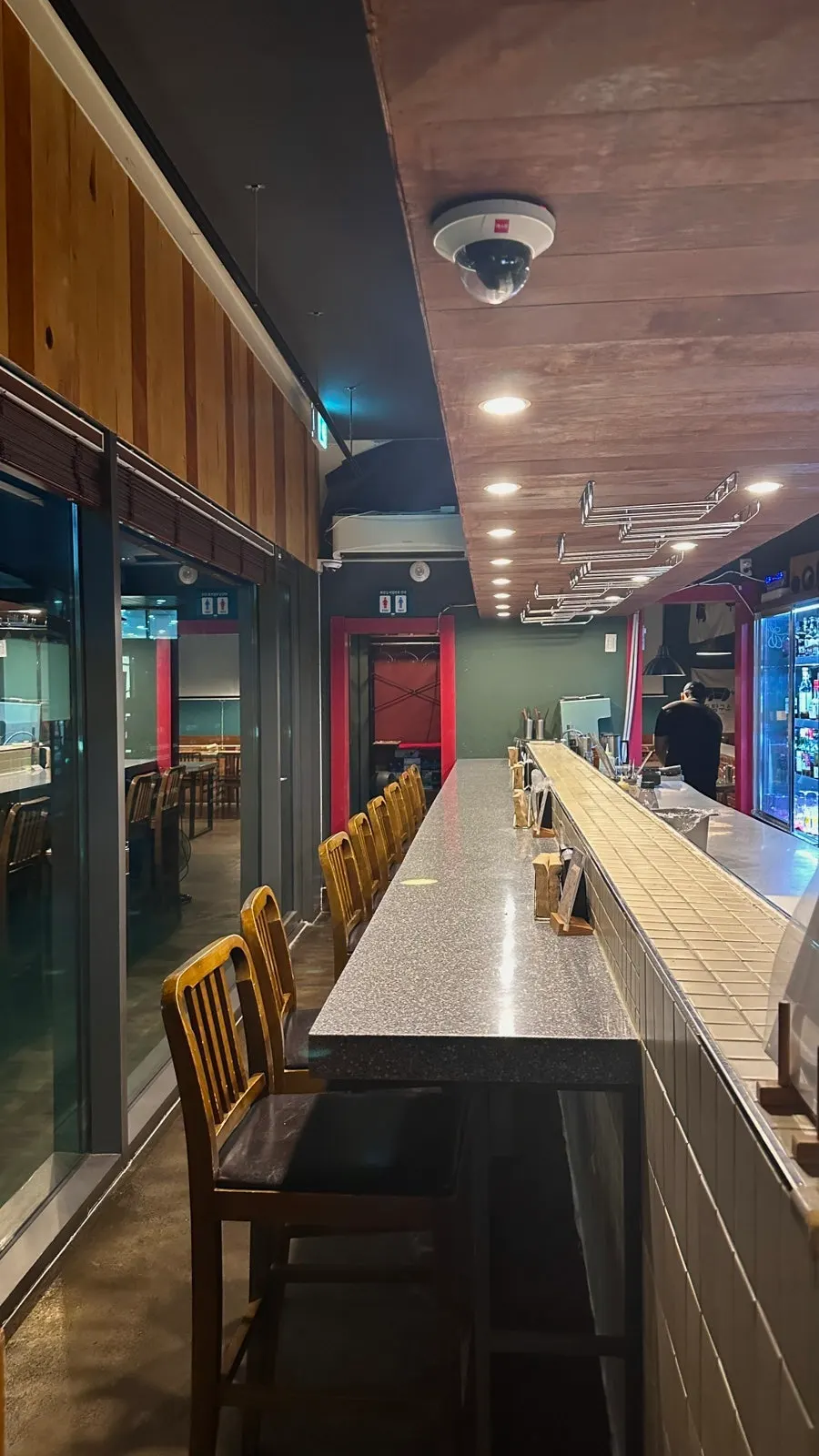 돈탐구소 코스 요리 세로 컷