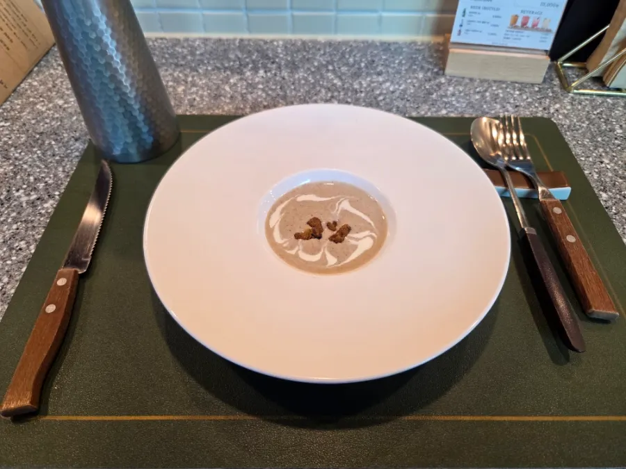 First course soup made with chestnut and mushroom