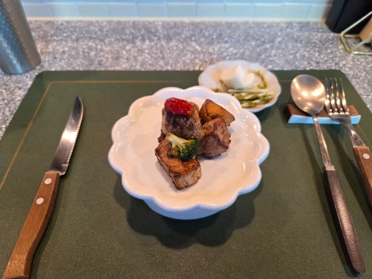 Plate of the shio koji tenderloin main dish