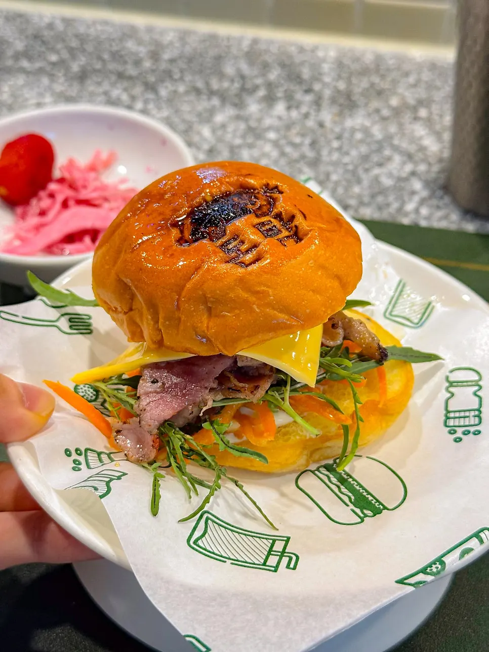 Don Tamguso's signature jambon burger