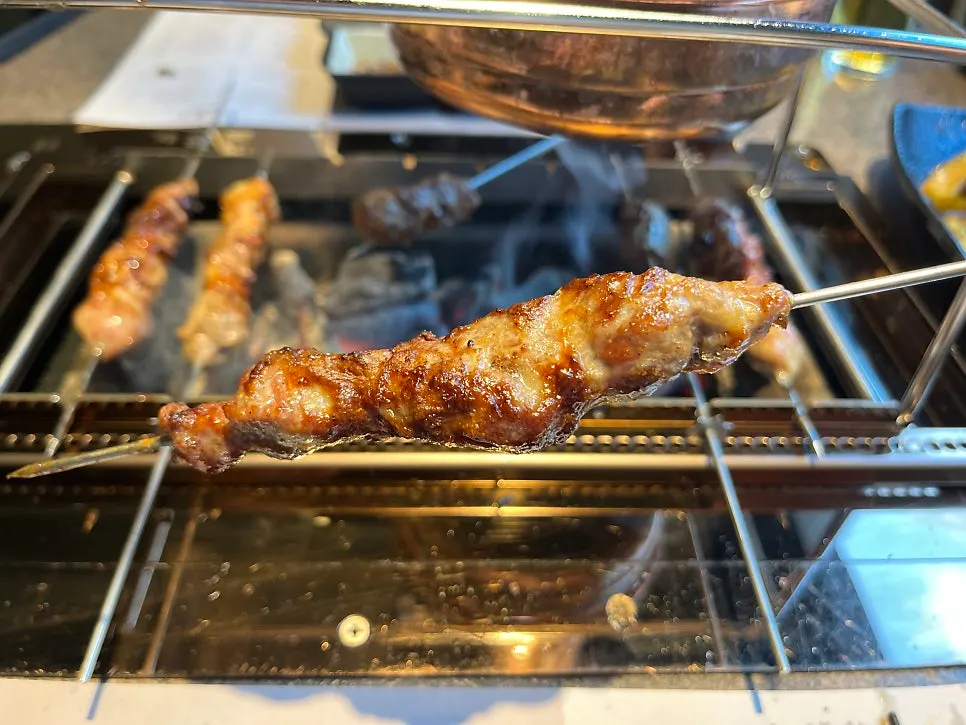 House sauce with lamb shoulder rack