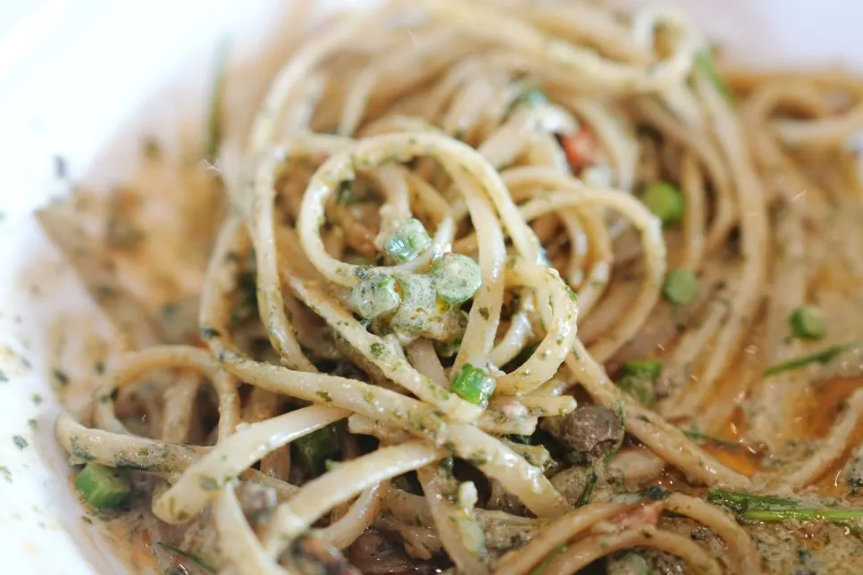 Abalone geu pasta with garlic scapes