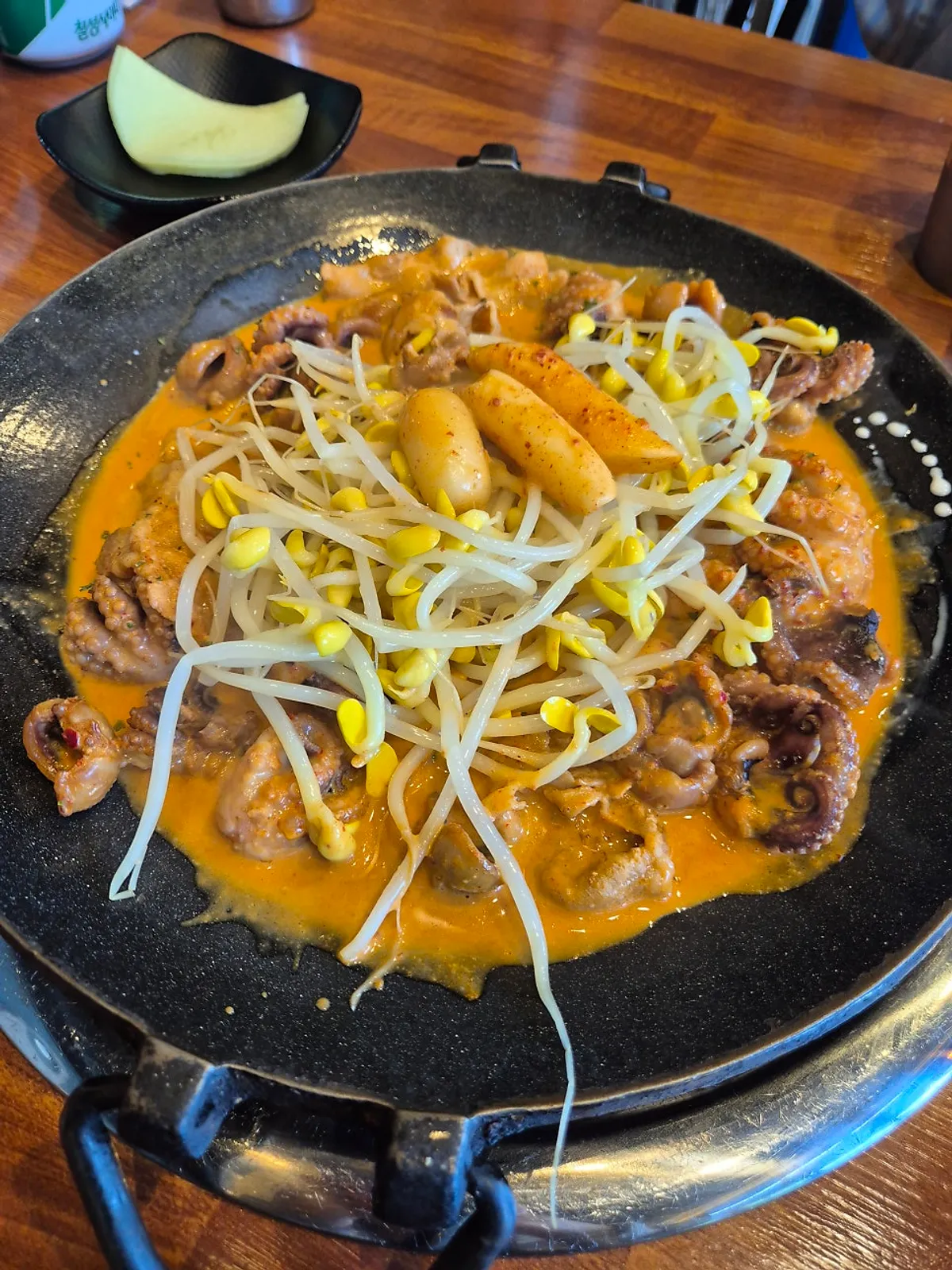 Rose jjusam table spread at Jju Baksa Magok Branch