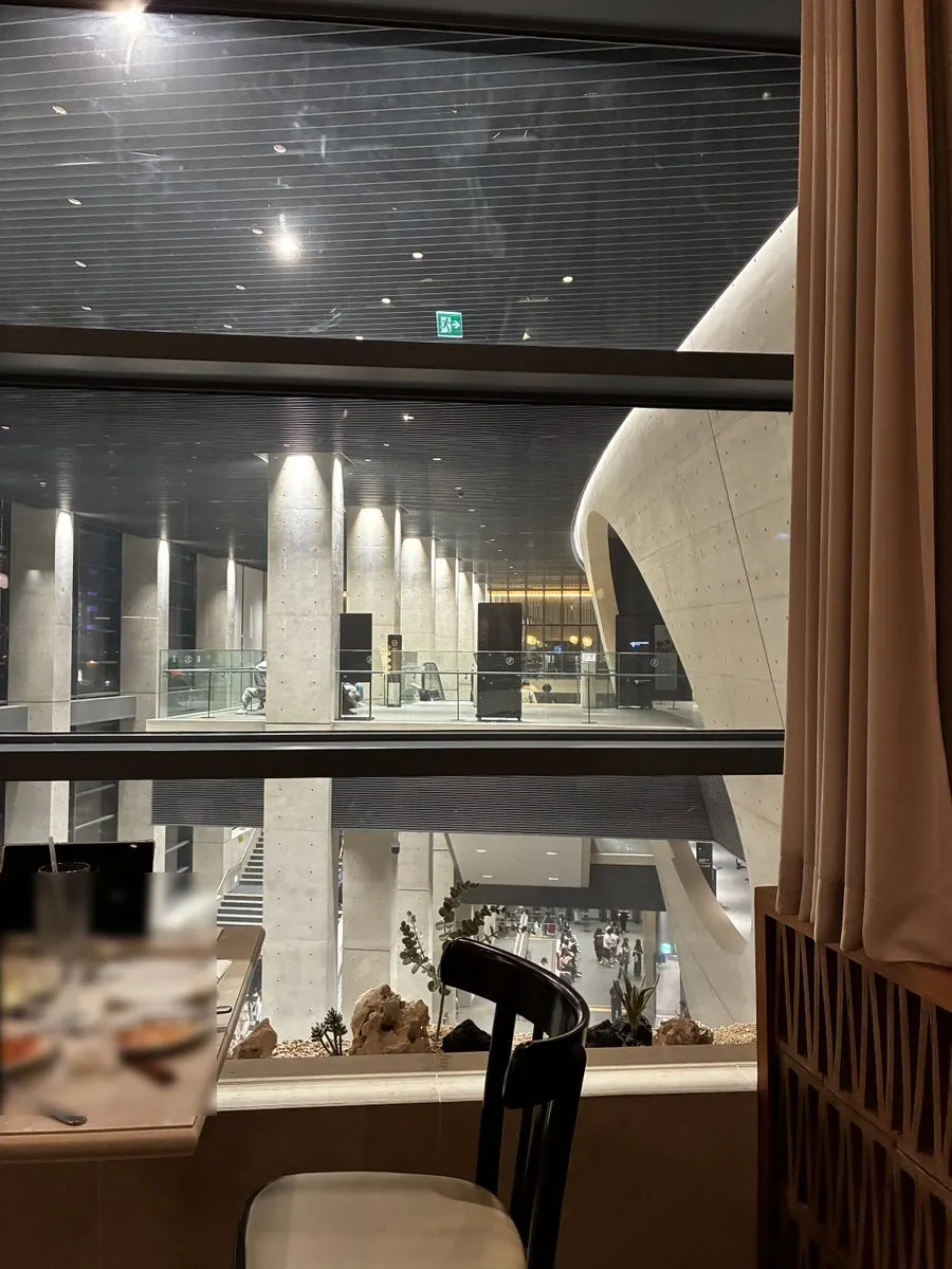 Romaok Magok interior suited to pre-wedding gatherings and blind dates