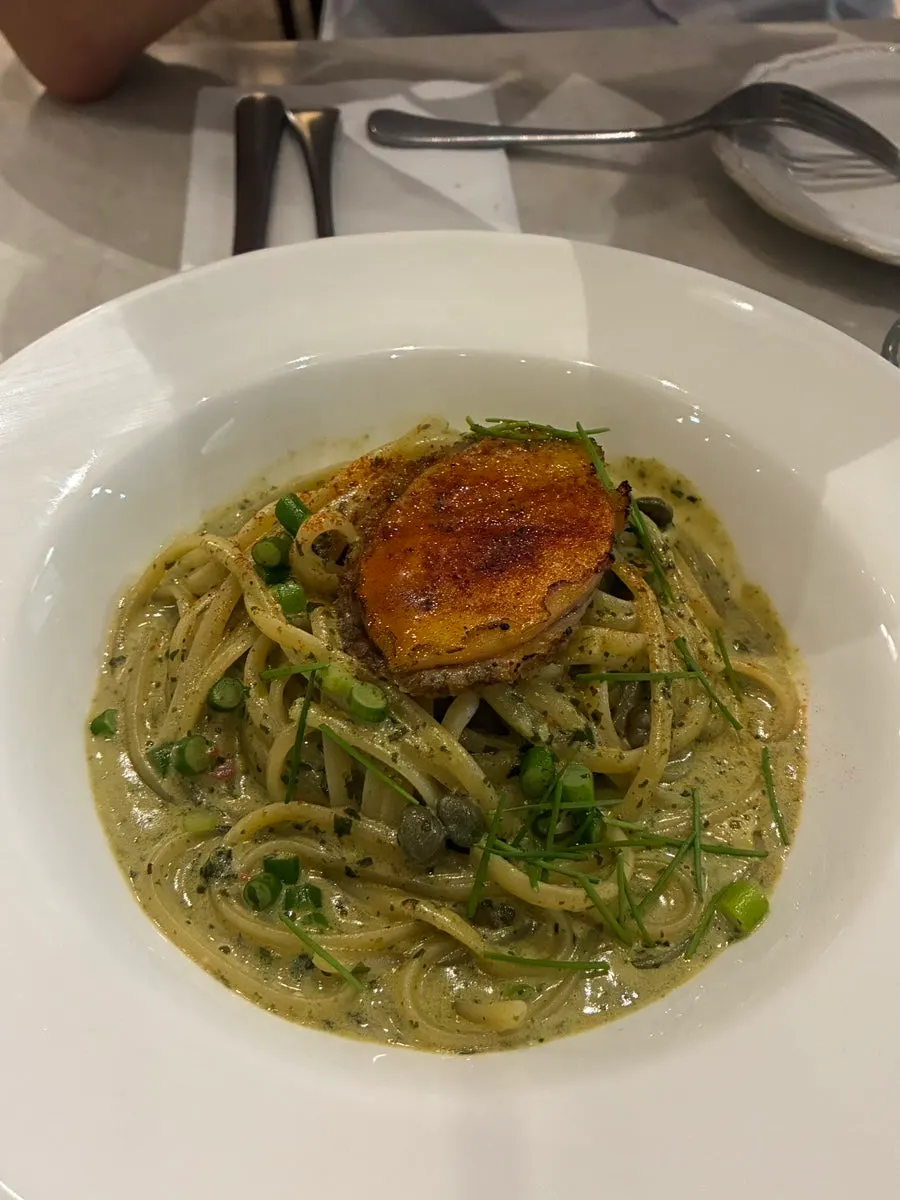 Geu pasta with tender abalone