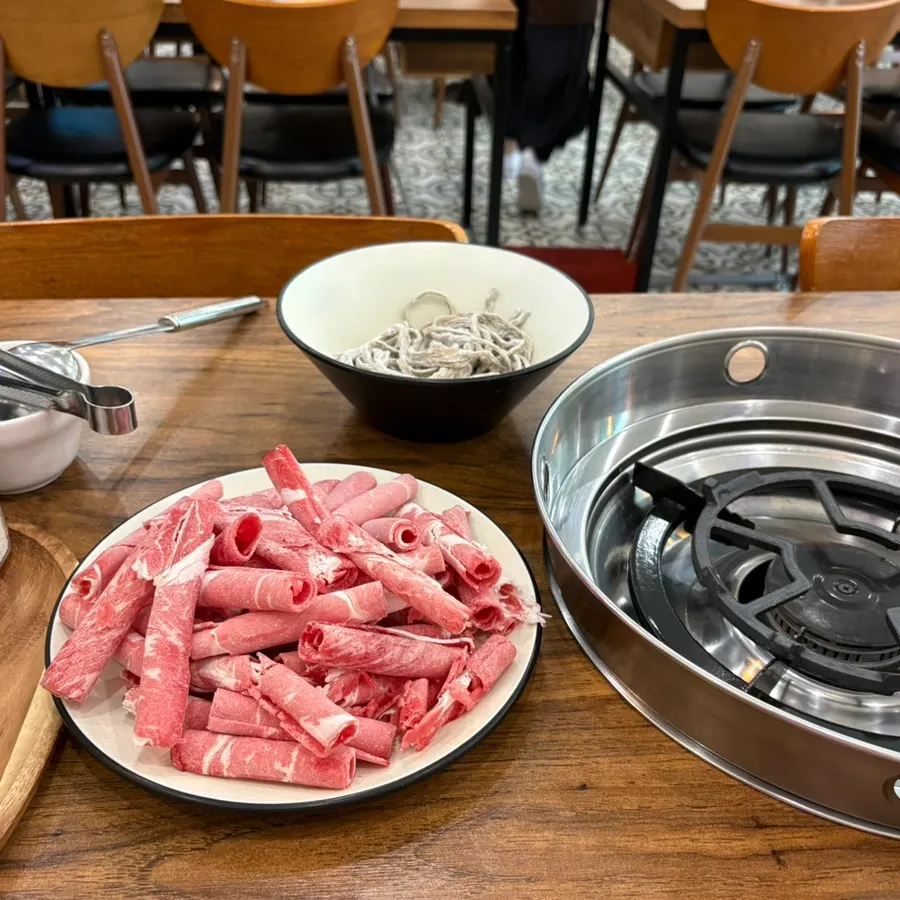 Shabu-shabu meat cooked in broth