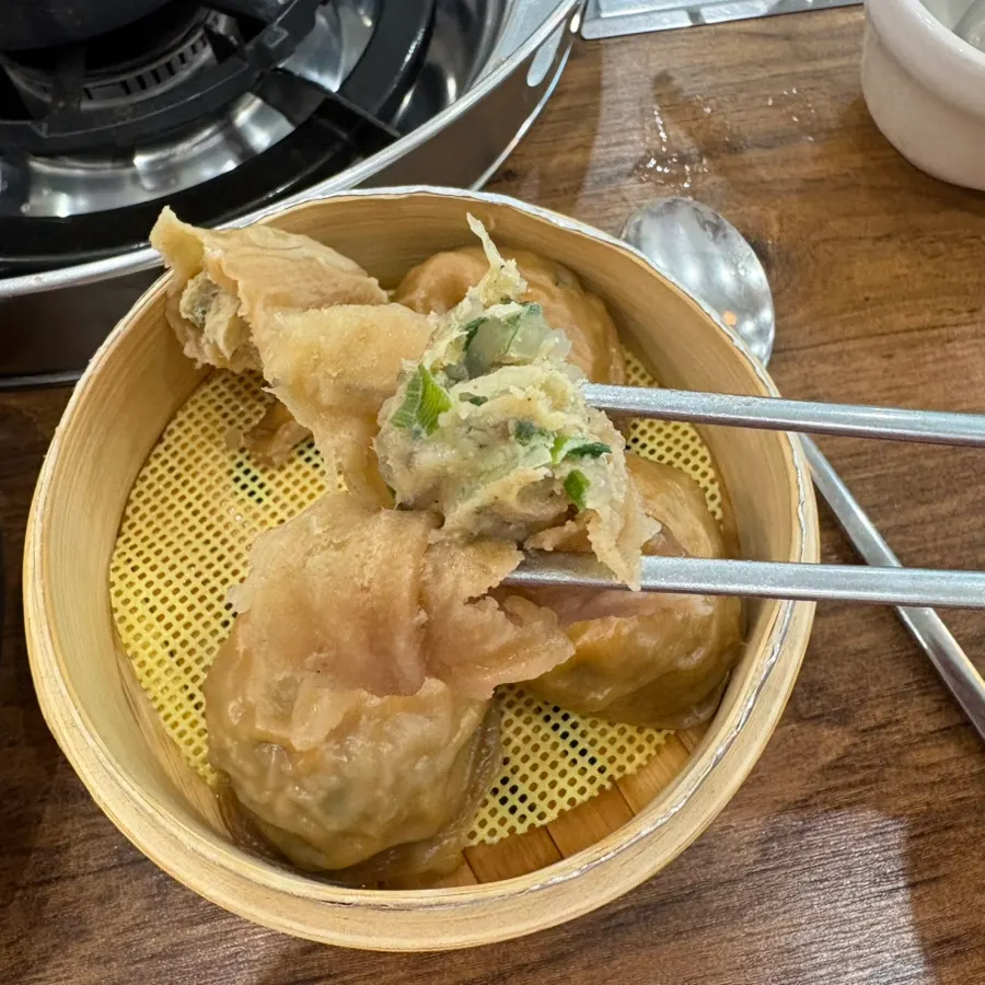 Hearty meal of shabu-shabu and dumplings