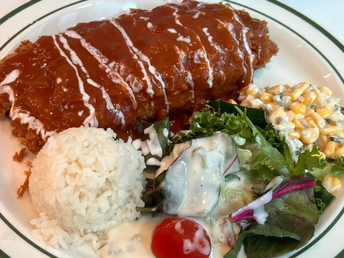Tteudon's signature pork cutlet and cheese cutlet meal