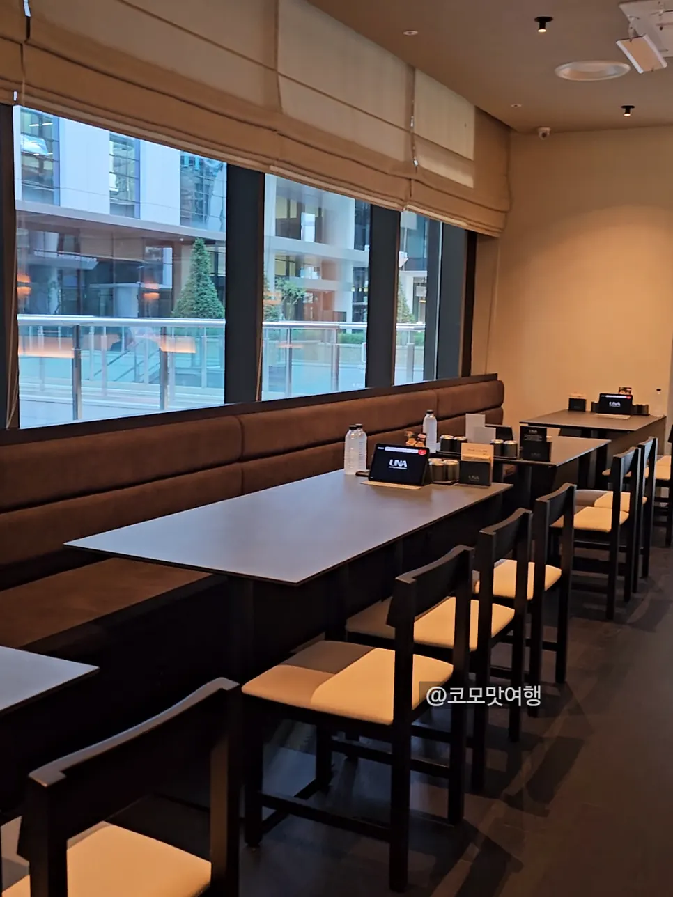 Una Magok dining hall