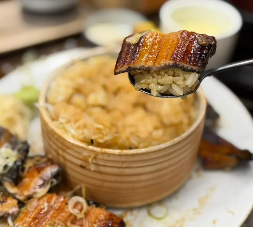 Eel cut into easy-to-eat pieces
