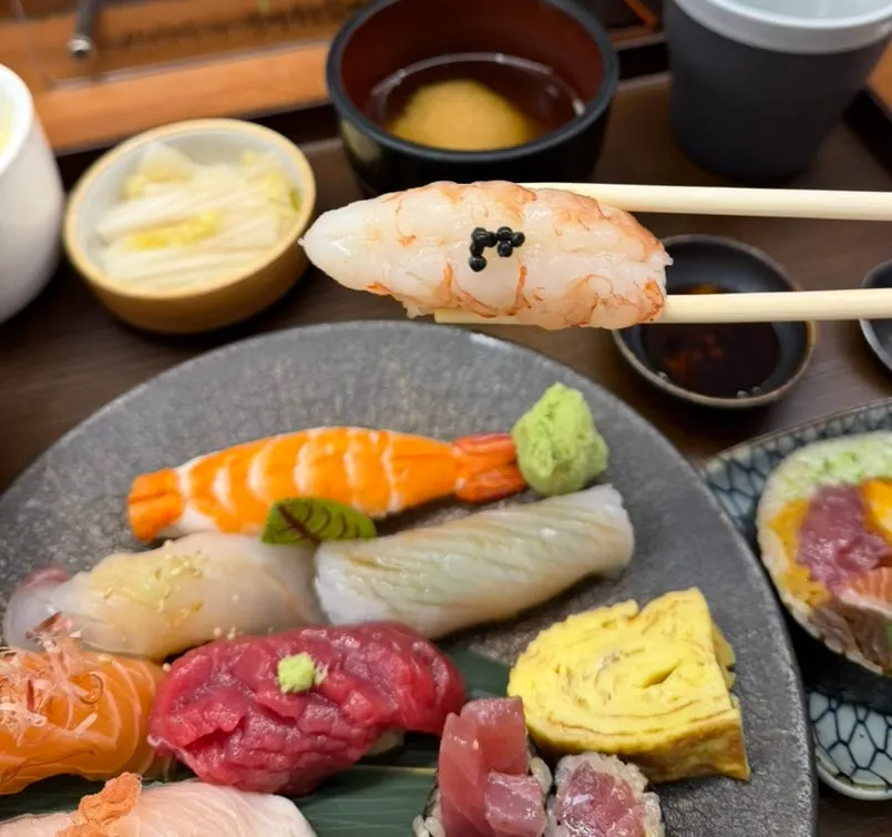 Daily sushi set meal components