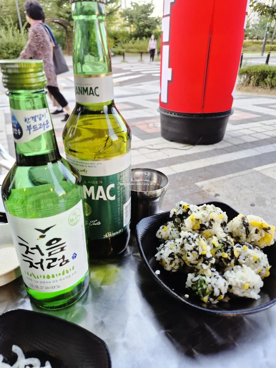 쭈박사 마곡점 한맥 2병 세트 상차림