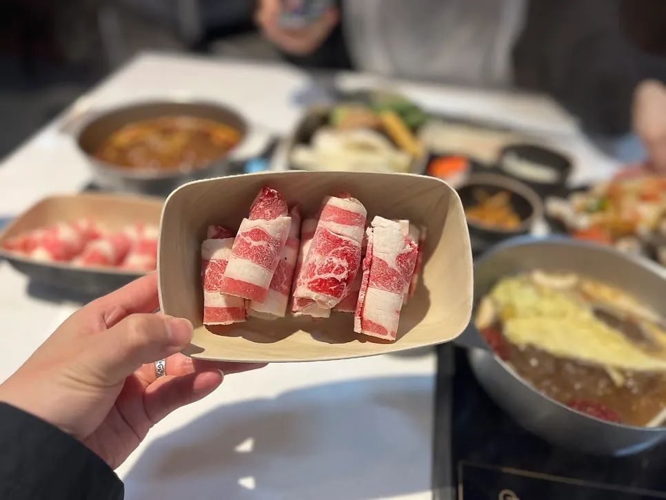 훠궈 테이블 상차림